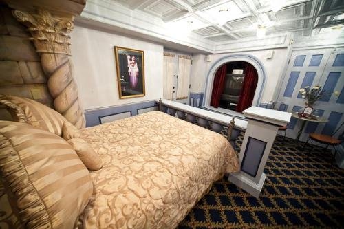 Фото Anniversary Inn - South Temple