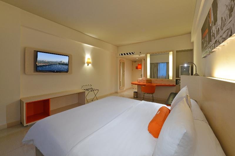 Фото Harris Hotel & Conventions Ciumbuleuit - Bandung