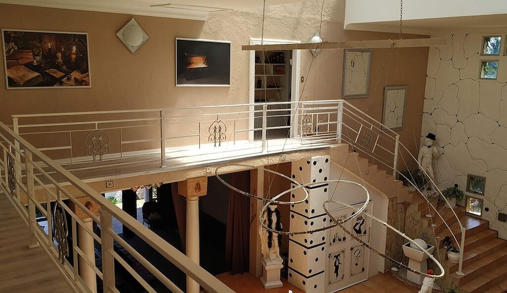 Фото The Magic Manor