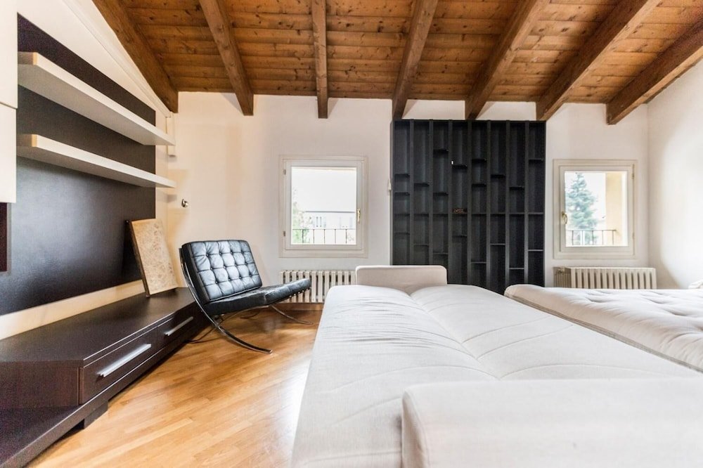 Фото Appartamento Emilia Levante 2