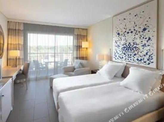 Фото Hilton Vilamoura AS Cascatas Golf Resort & SPA