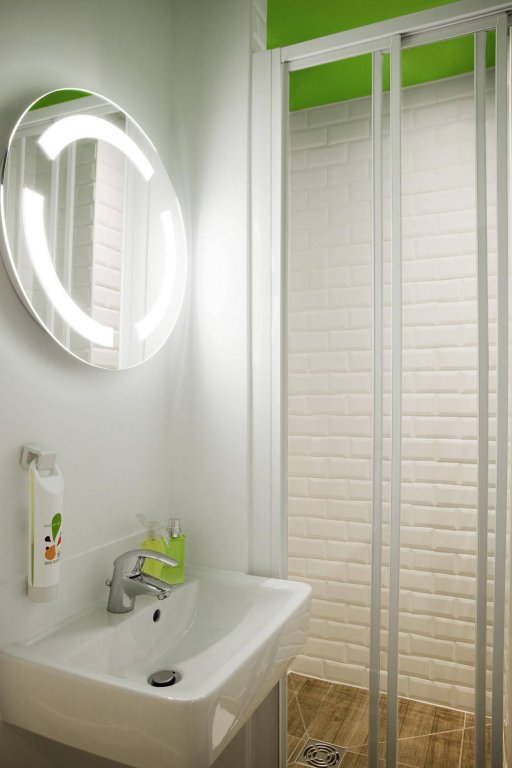 Фото Ibis Styles Buttes Chaumont