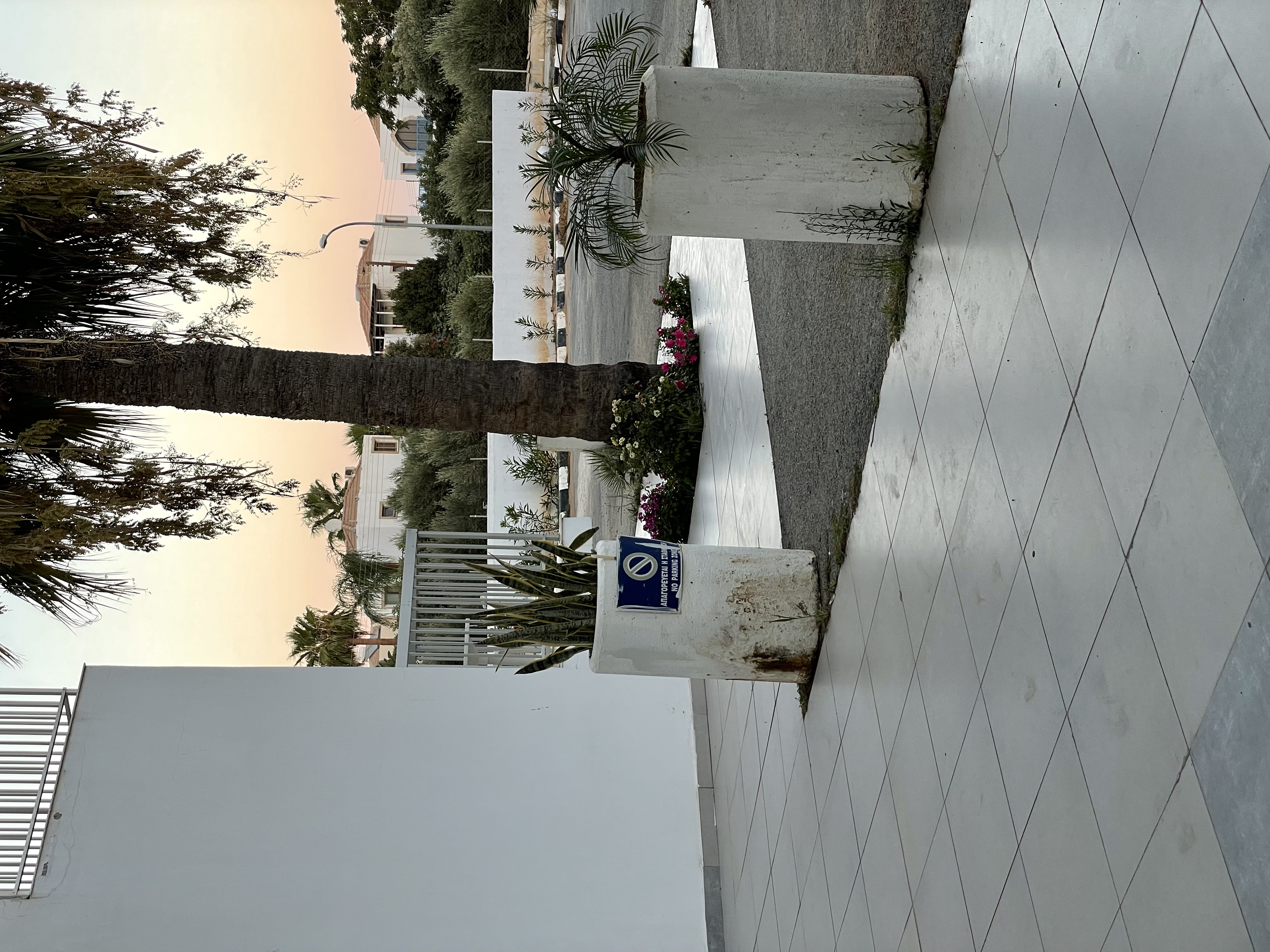 Фото Marlita Beach Hotel Apartments