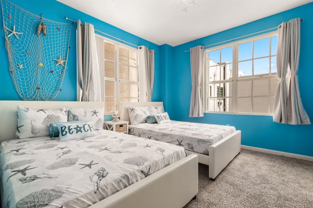 Фото 2 Bedroom 2Bath Deluxe Apt with Patio
