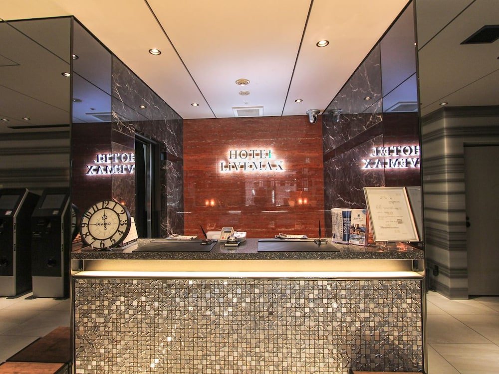 Фото Livemax Osaka Honmachi