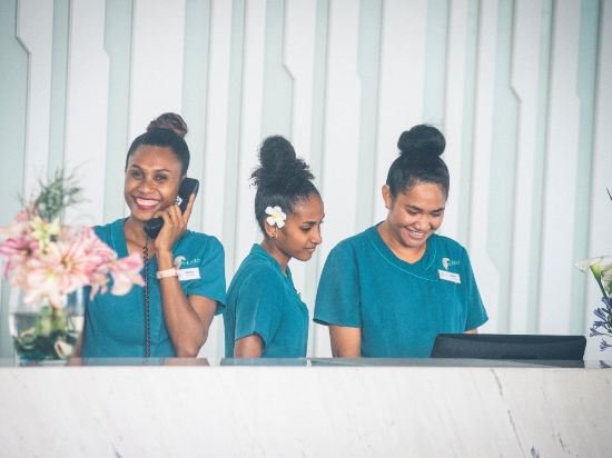 Фото Курортный отель Loloata Island Resort