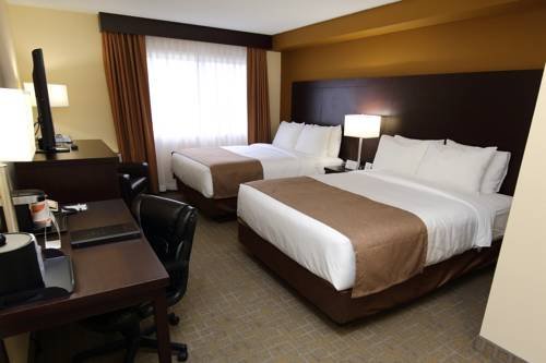 Фото Quality Inn & Suites Bathurst