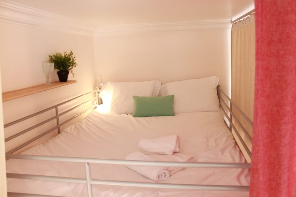 Фото Nesha Guesthouse Lisbon