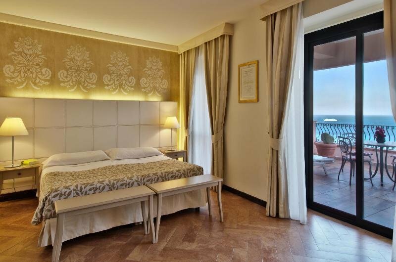 Гостиница Baia Taormina Hotel