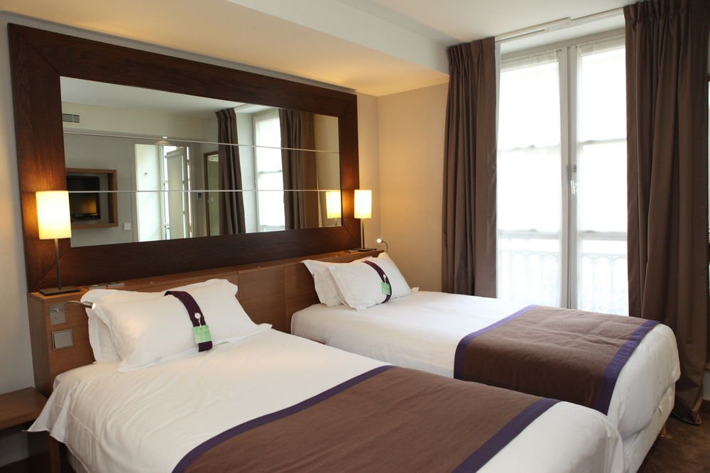 Фото Holiday Inn Paris Elysees