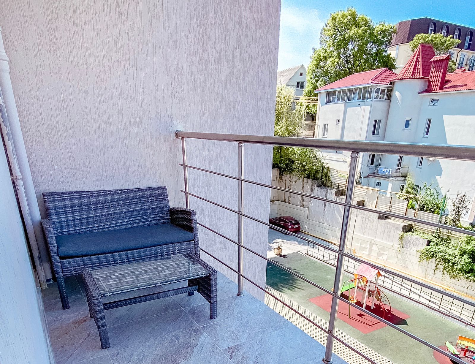 Фото отеля 2