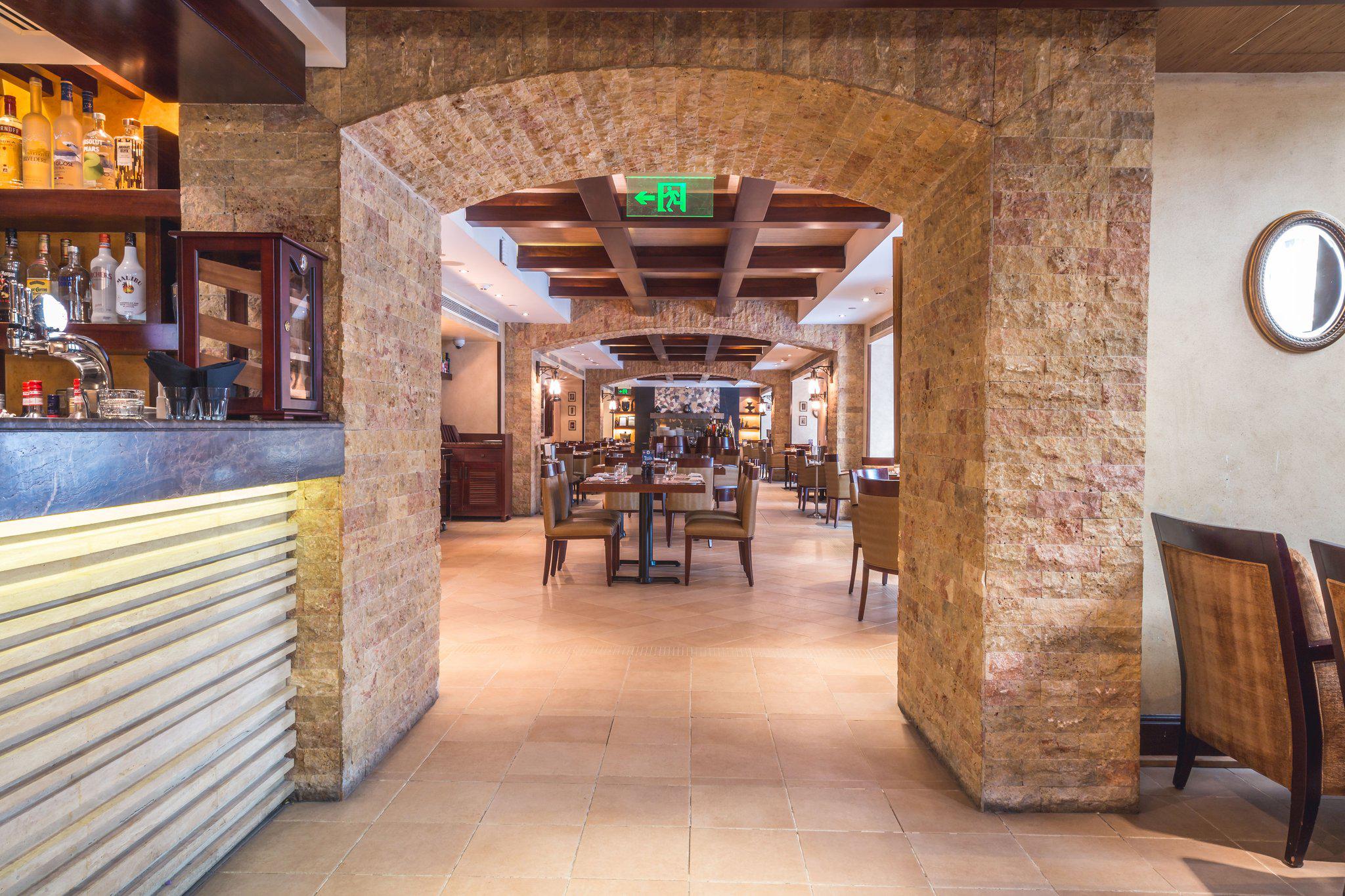 Фото Millennium Downtown Abu Dhabi