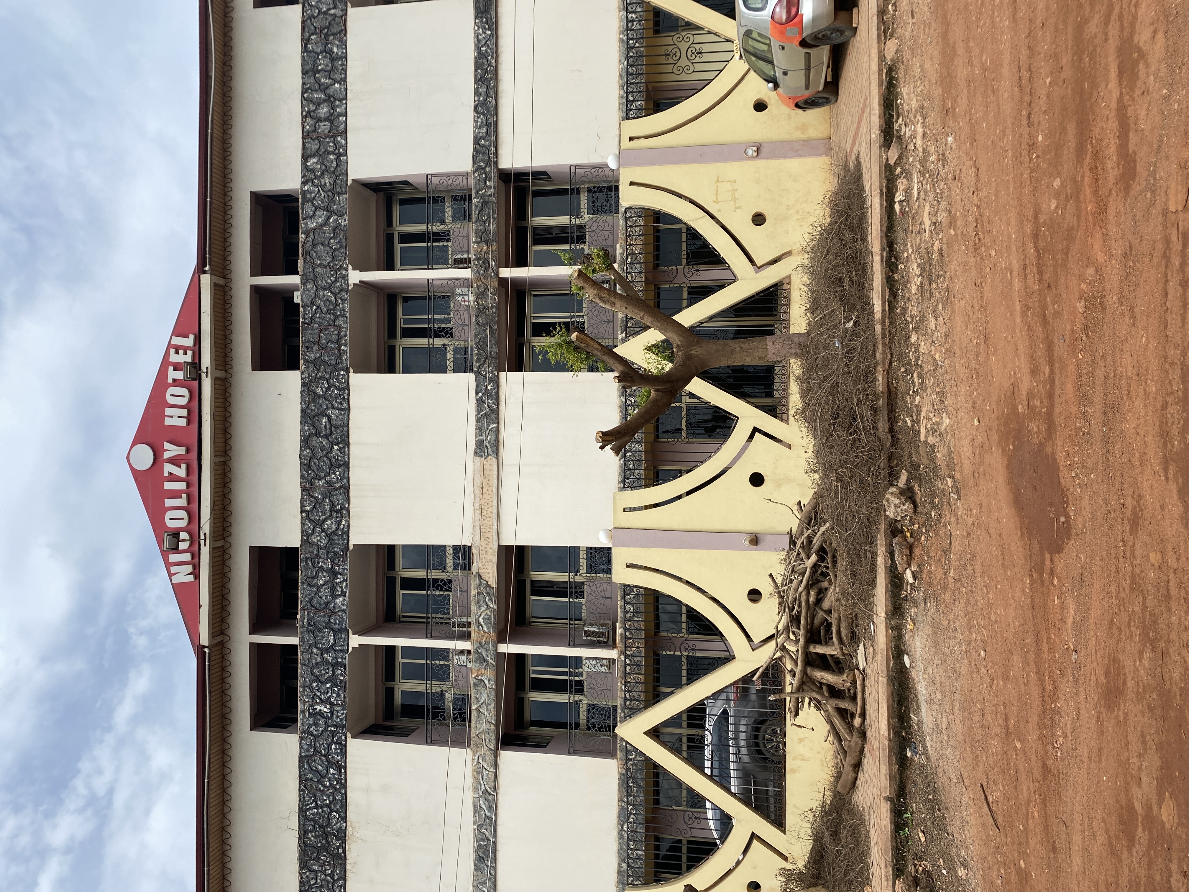 Фото отеля 2