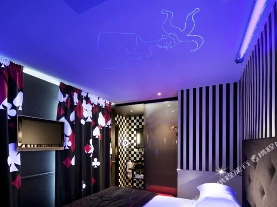 Фото Le Petit Beaumarchais Hotel & SPA