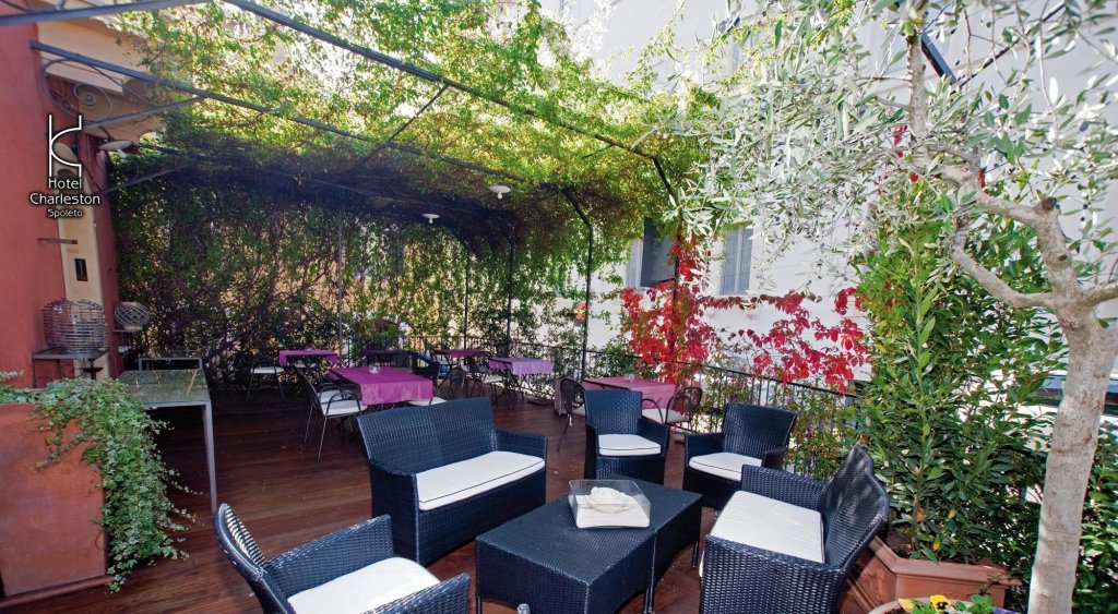 Фото Hotel Charleston