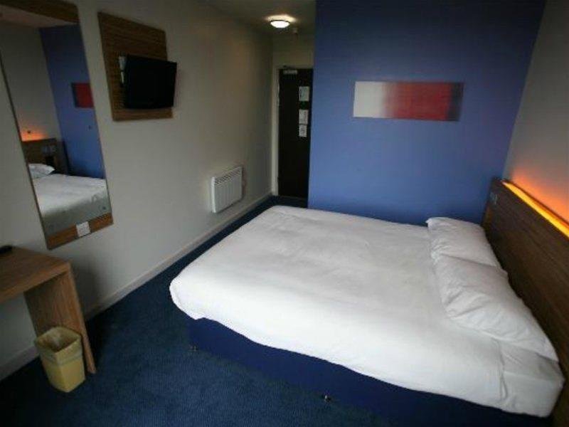 Фото Travelodge London Excel Hotel