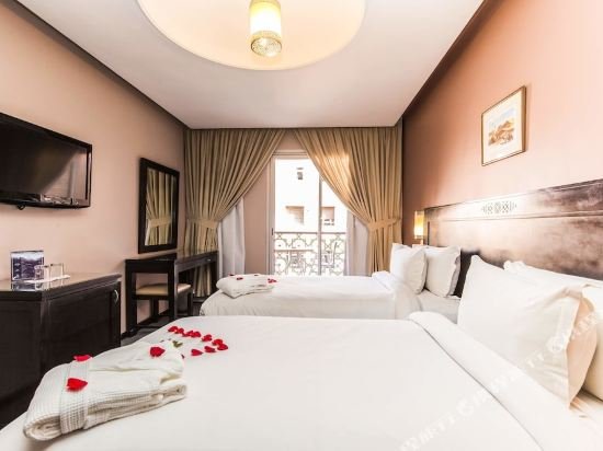 Фото Almas Hotel