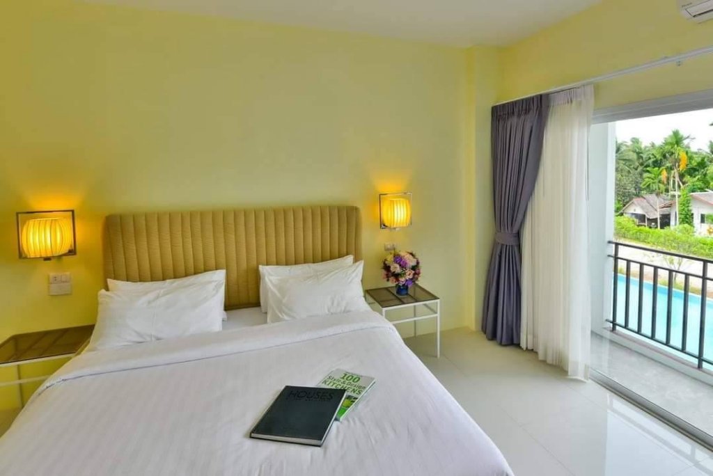 Фото Southgate Residence Hotel