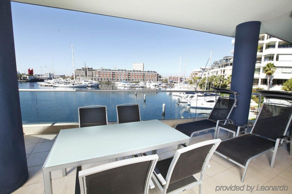 Фото Waterfront Village