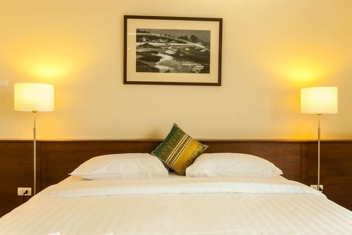 Фото Baannilrath Hotel