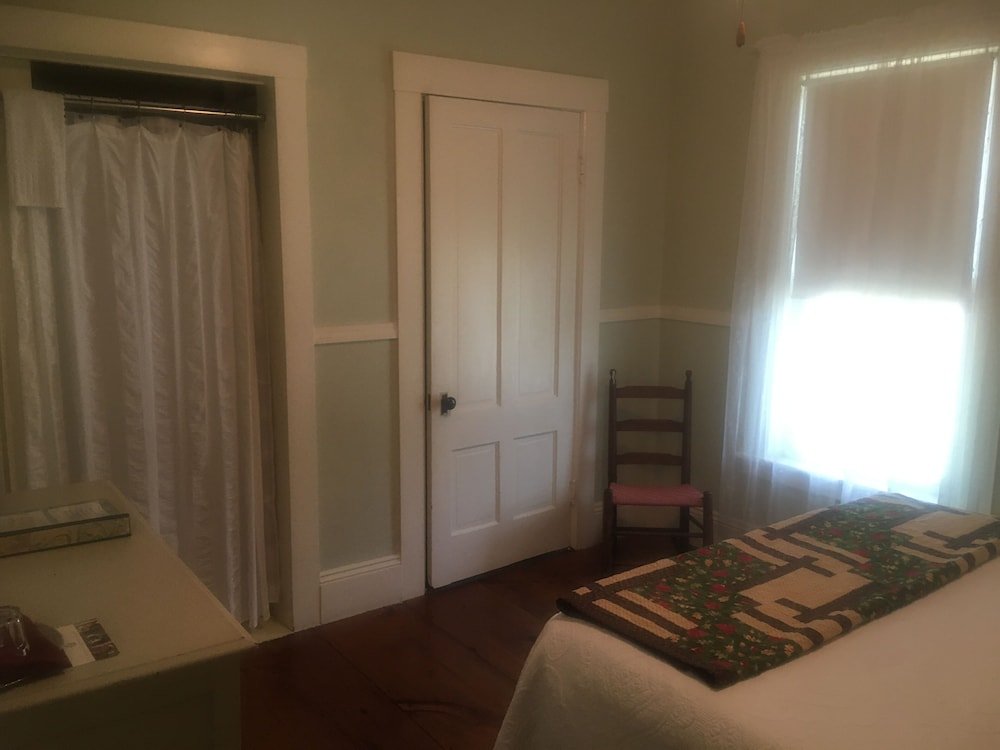 Фото Harvest Barn Inn