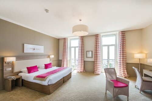 Гостиница Hotel Vacances Bleues Royal Westminster в Ментоне