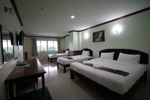 Гостиница Sea Mountain Khanom Hotel