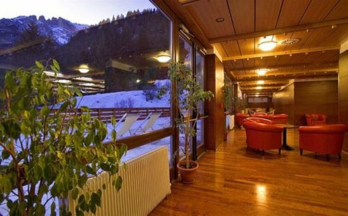 Гостиница Hotel Regina e Fassa