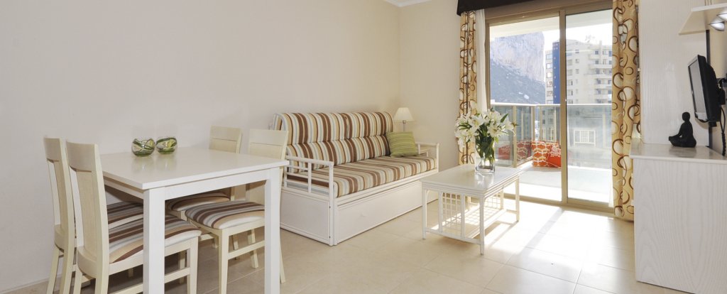 Фото Apartamentos Larimar