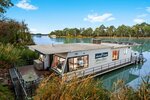 Boats And Bedzzz Houseboat Stays & Renmark River Villas