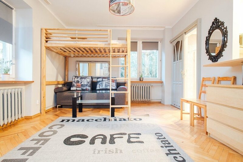 Гостиница Bizzi LuxSolidarnosci Studio в Варшаве