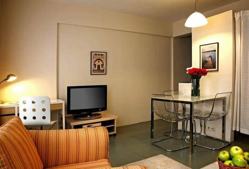 Хостел Ramada Hotel & Suites Istanbul Sisli в Шишли