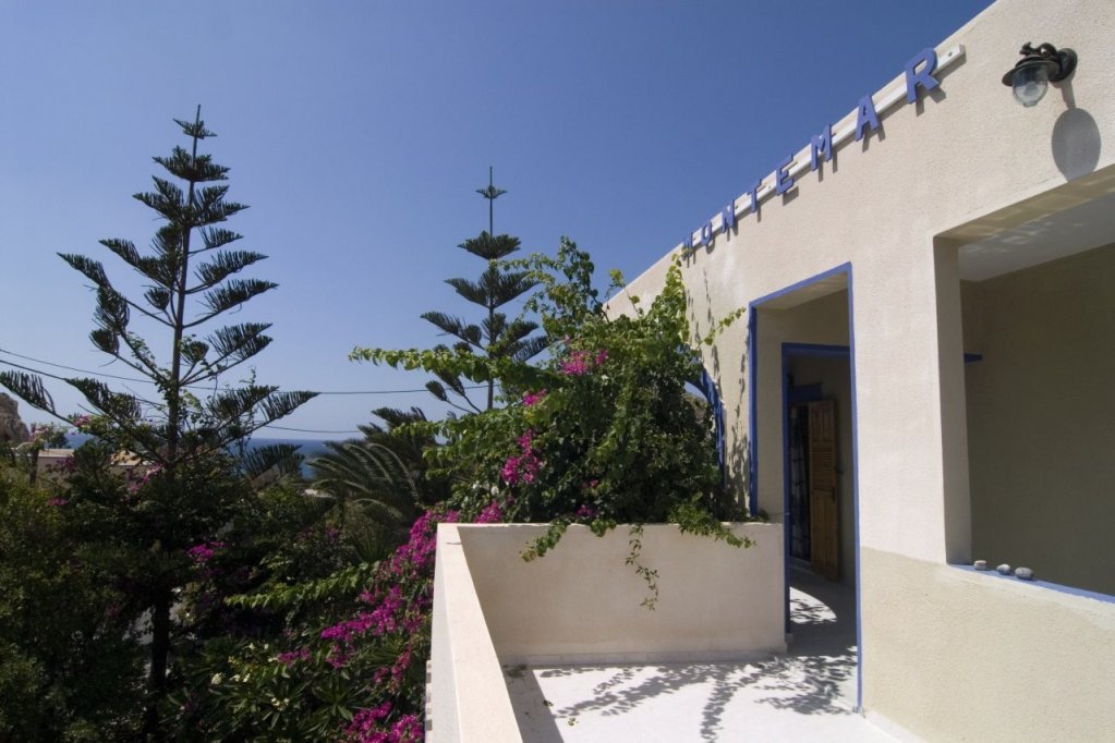 Фото Montemar Studios & Apartments