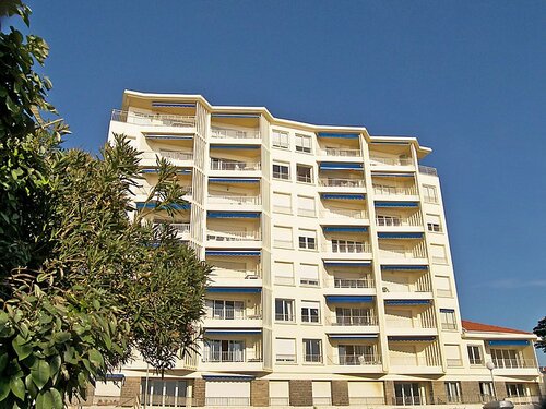 Внешний вид отеля Hôtel Le Magenta в Сен-Жан-де-Люзе, фото 4