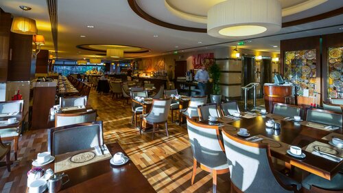 Внешний вид отеля Titanic Port Bakirkoy в Бакыркёйе, фото 4