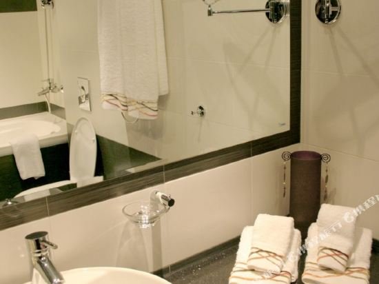 Фото Cosmopolitan Hotel & Wellness