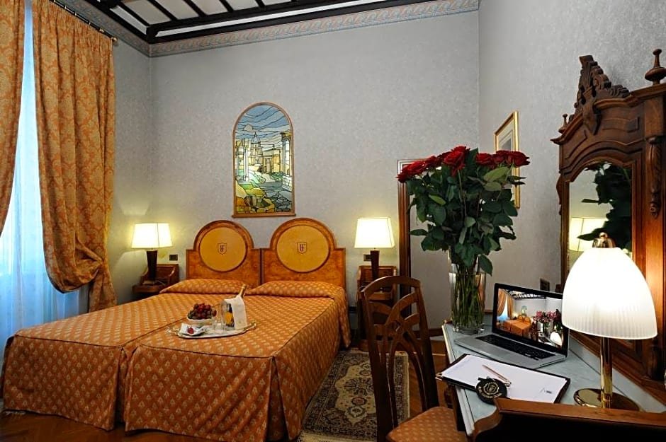 Фото Hotel Farnese