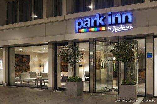 Внешний вид отеля Park Inn by Radisson Antwerp City Centre в Антверпене, фото 1