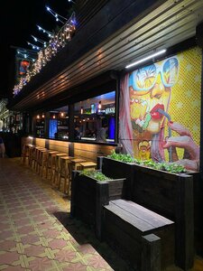 Cocktail-Bar (Sochi, Lazarevskoe Residential District, Sotsialisticheskaya ulitsa, 1к15А), bar, pub