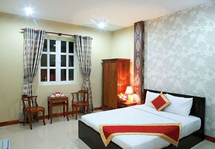 Фото Sunflowers Hotel