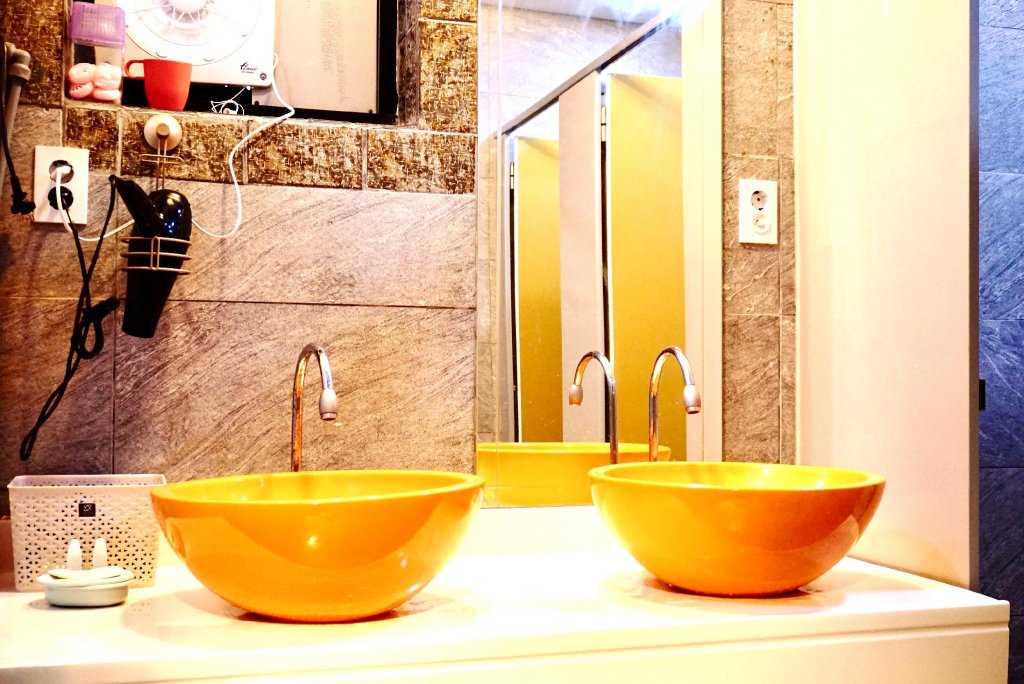 Фото Capsule Majung