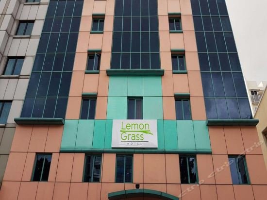 Фото RedDoorz at Aljunied