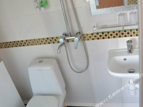 Гостиница Sea View Hotel в Коулуне