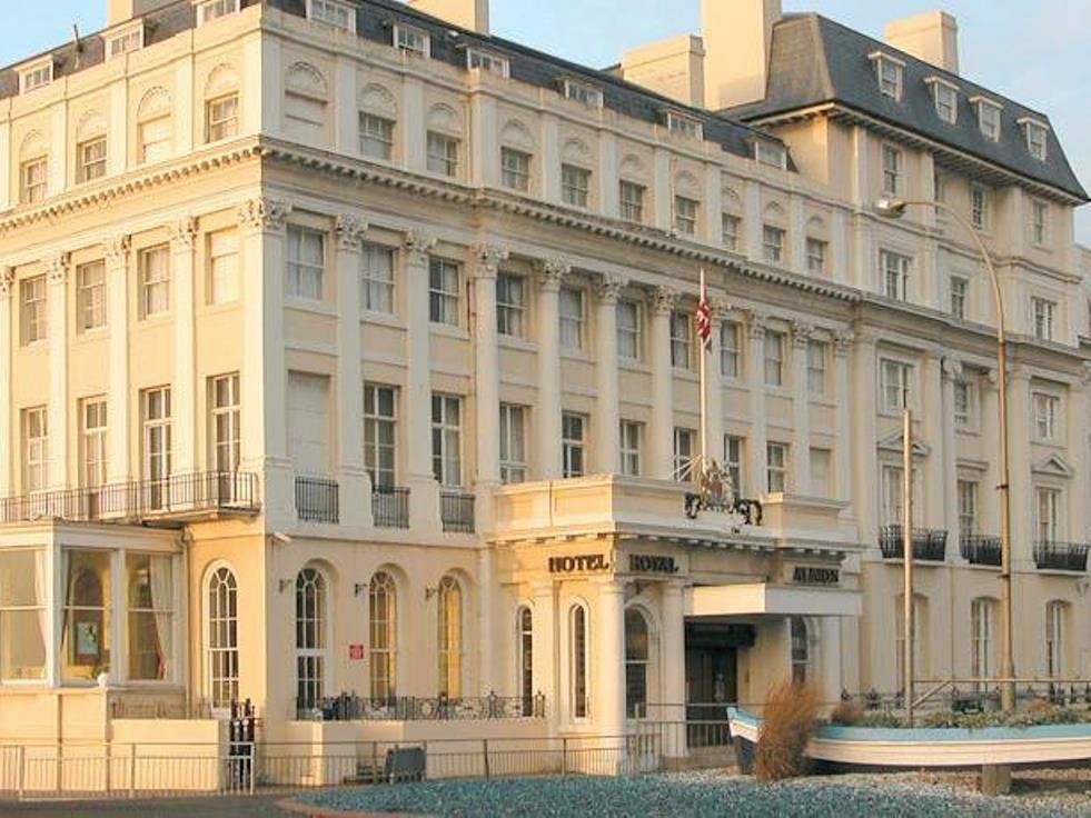 Фото отеля 1