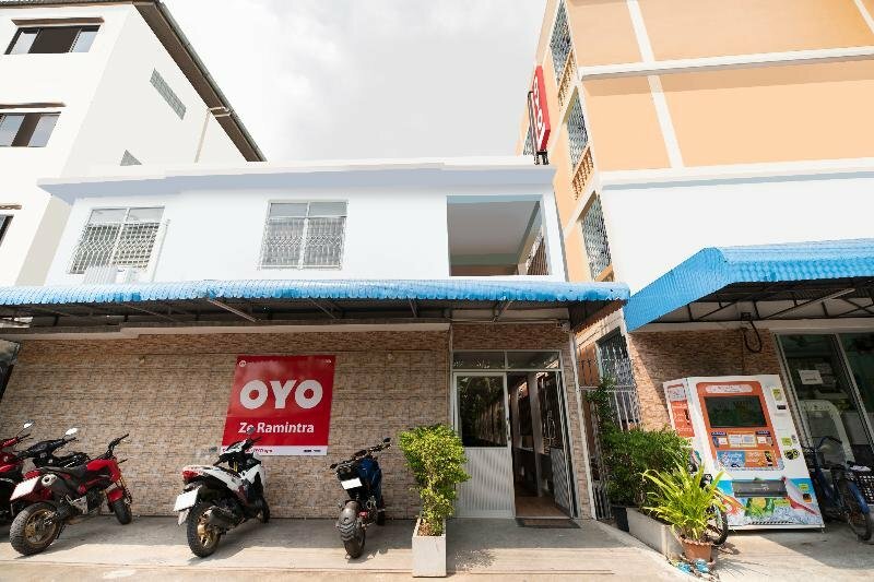 Hotel Oyo 309 Ze Residence Ram Intra, Bangkok, photo