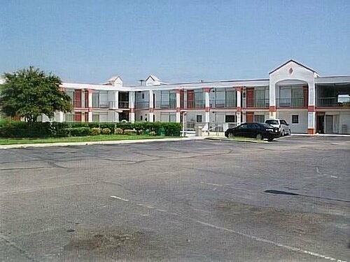 Гостиница Royal Inn в Ламбертоне