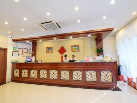 Фото GreenTree lnn huaibei Renmin Road