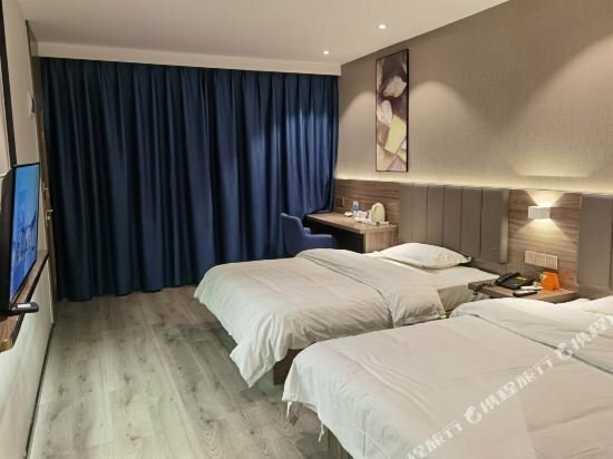 Hotel 7Days Inn Huaihua Train Station Square, Huaihua, photo