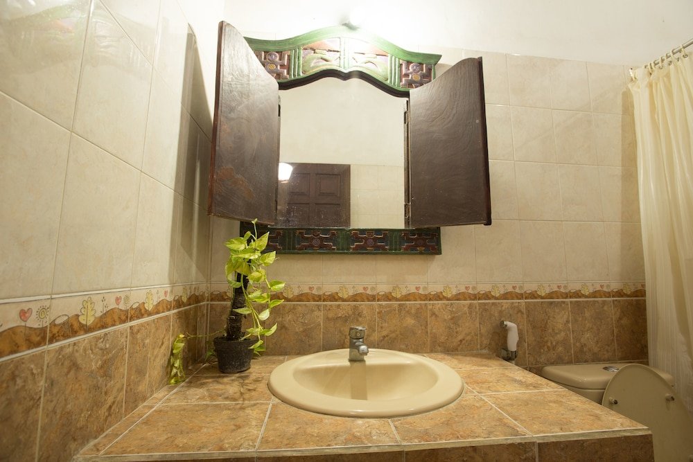 Фото Urbanview Hotel Ananda Beach Sanur