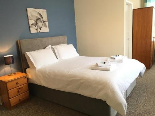 Фото Royal Ashton Hotel